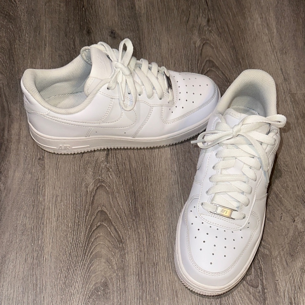 White Athletic Sneakers AF 1